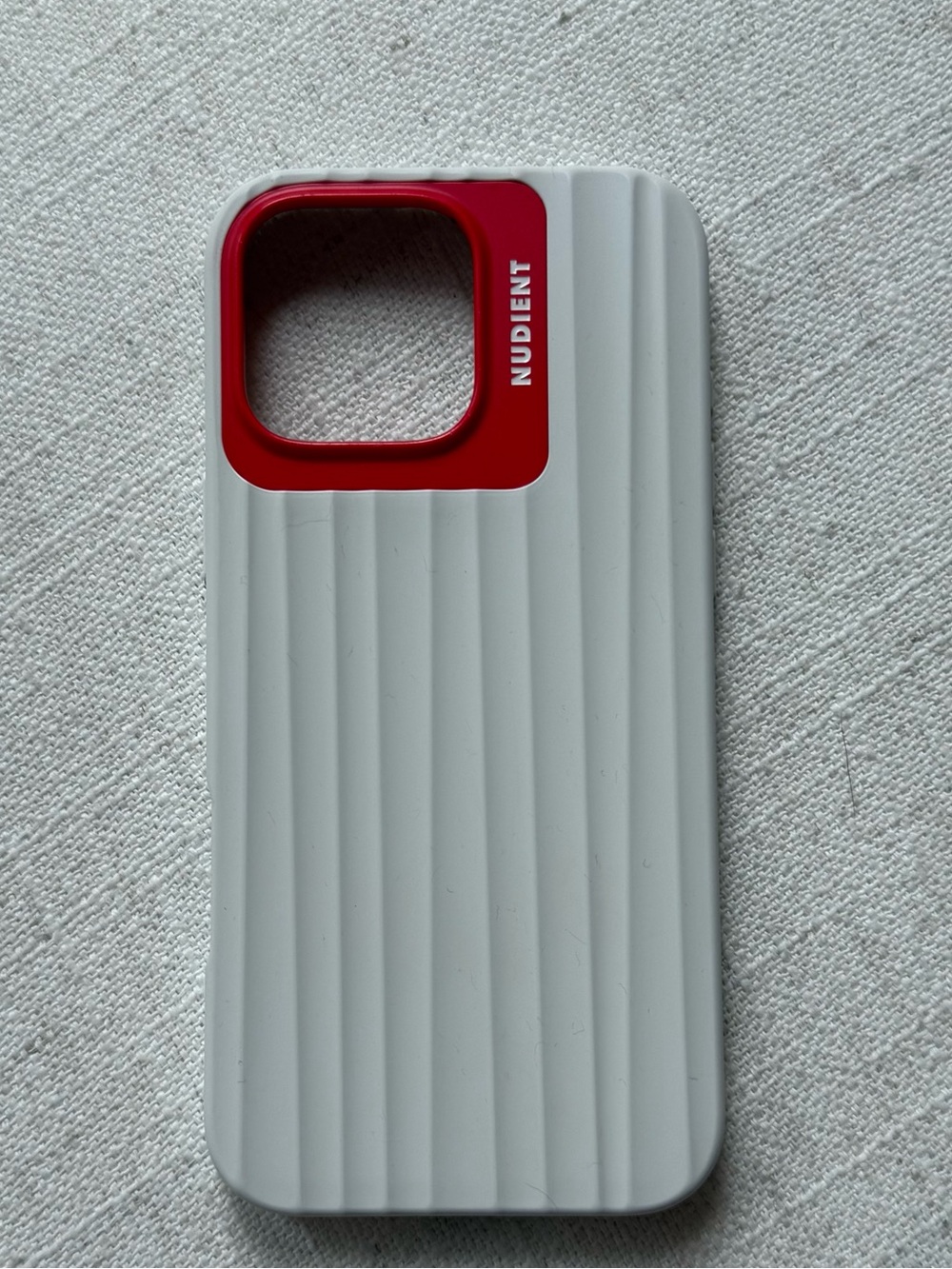 Nudient Bold Case. MagSafe. iPhone 16 Pro Max